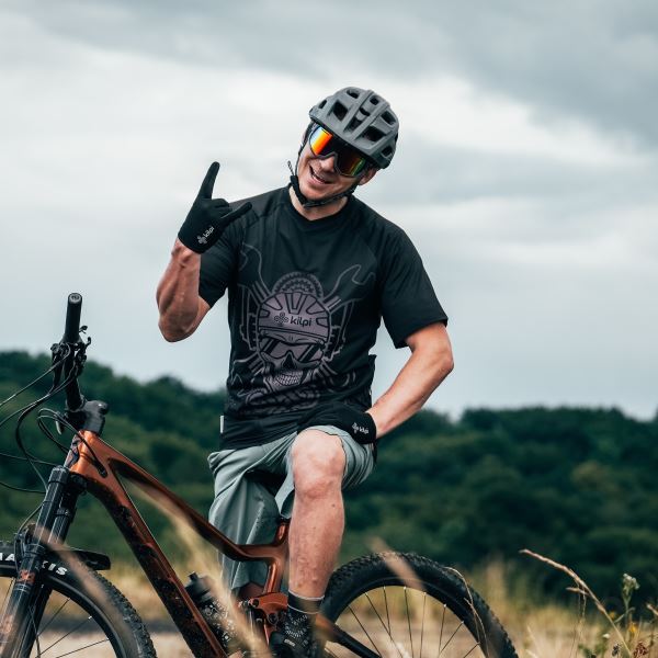 Pánsky outfit na bicykel REMIDO čierna